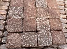 Лемезит-брусчатка-галтованная, цвет-бордо, фото Купить Лемезит-брусчатка-галтованная, цвет-бордо в Гатчине